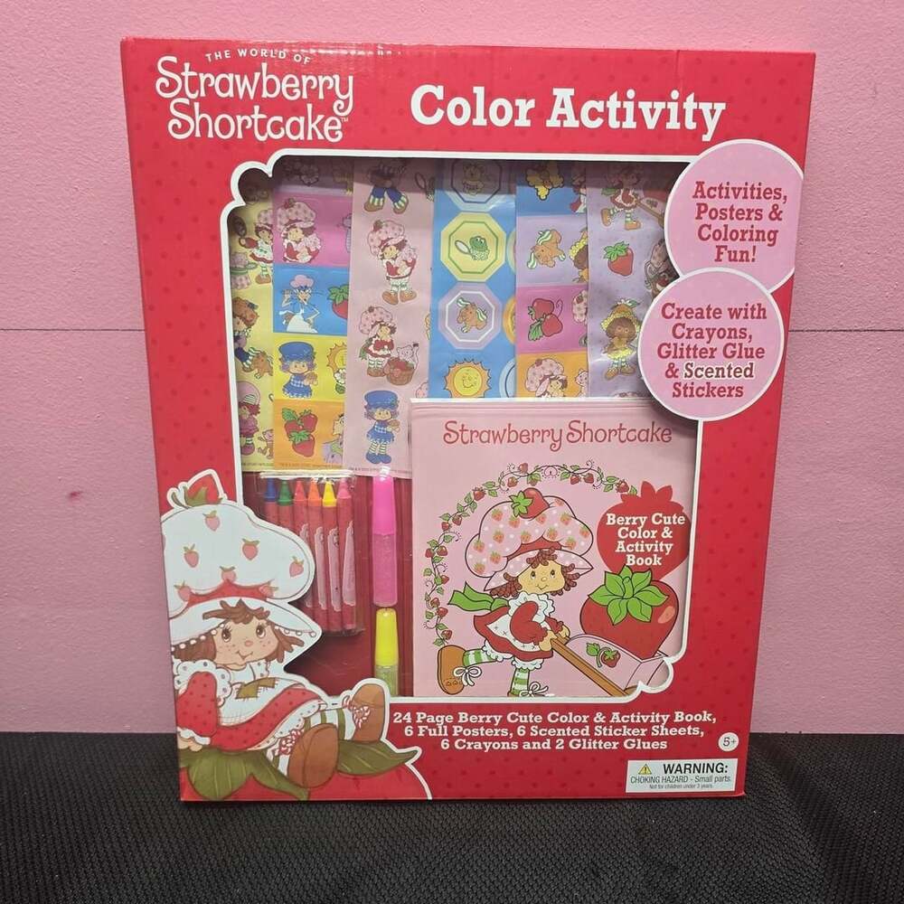 Strawberry Shortcake Color Activity Set